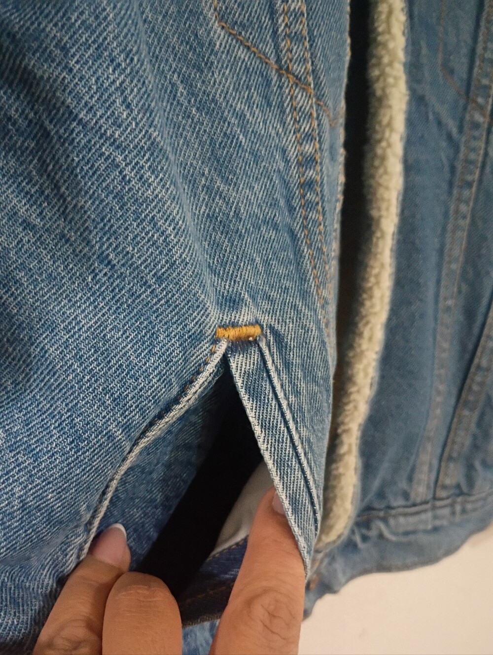 Levi's Blue Denim Jacket - Picture 10 of 13